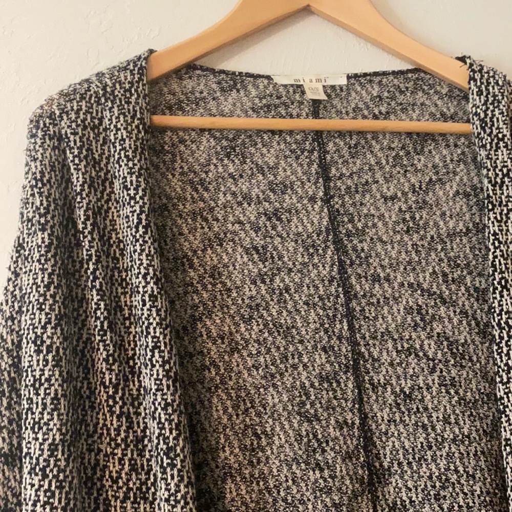 Lightweight cardigan sweater